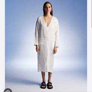 White V-Neck Long Sleeve LİNEN Dress